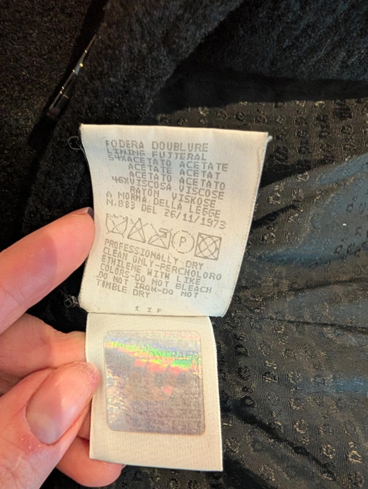 Dolce & Gabbana (D&G) cropped black jacket – IT 40 / UK 8.