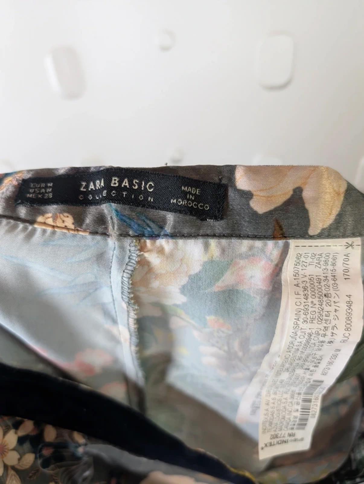 Zara oriental floral shorts UK 6–8 velvet waistband