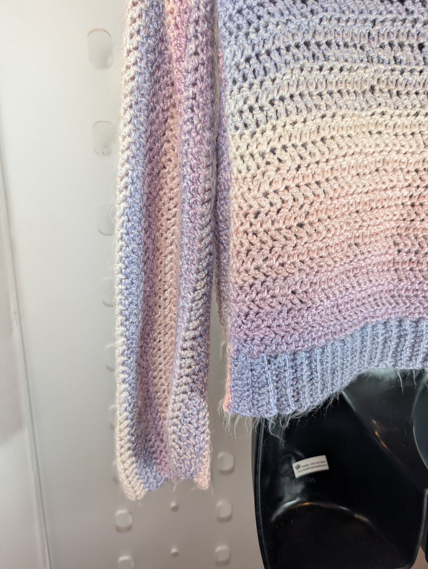 Hand Knitted Pastel Wool Cardigan – Tie Front – Size S