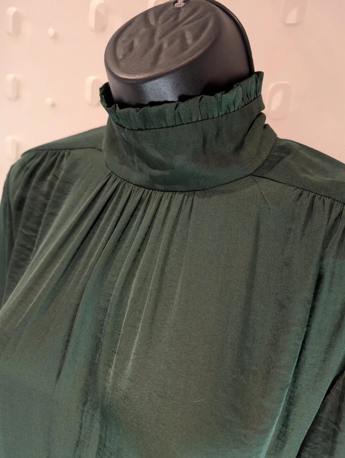 Zara satin green dress – size XL (fits smaller)