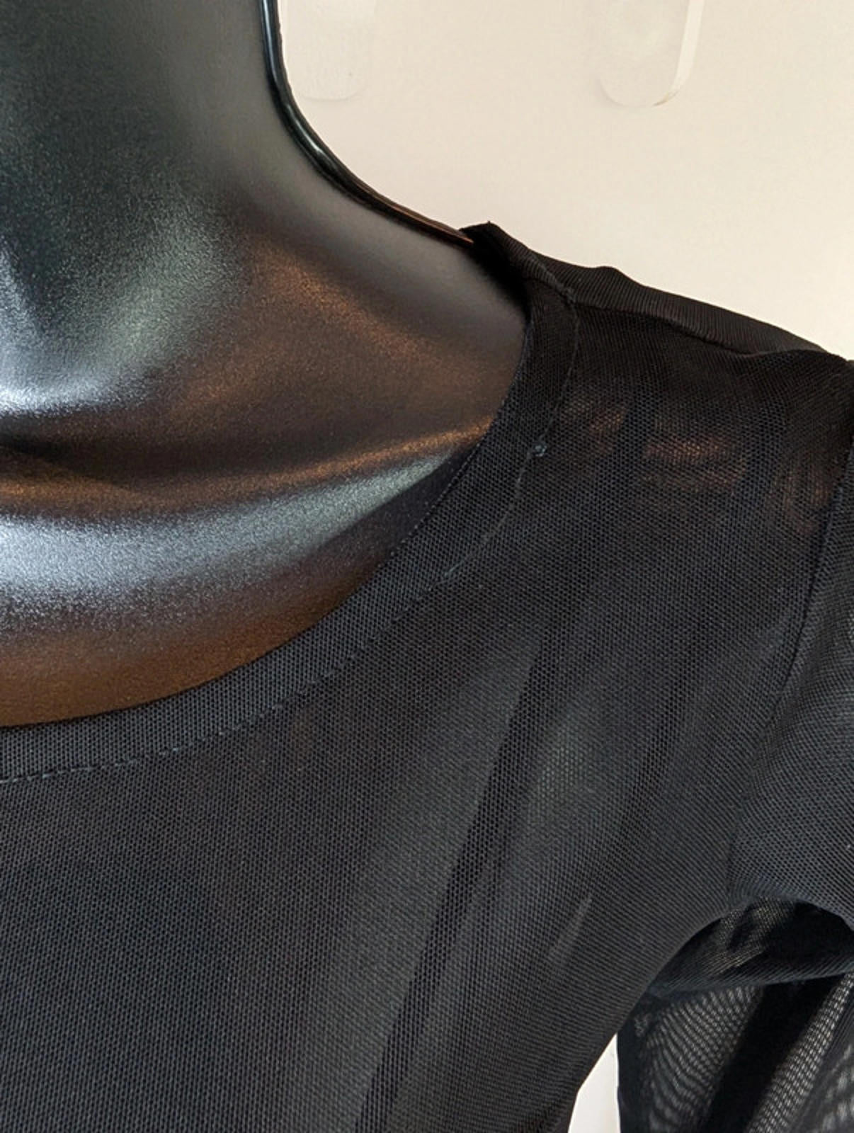Reiss ‘Otis’ Sweetheart Bodycon Dress Black – UK 6 (Label 8)