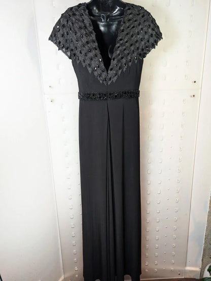 Dynasty London BNWT Black Tie Embellished Gown UK12 (RRP £315)