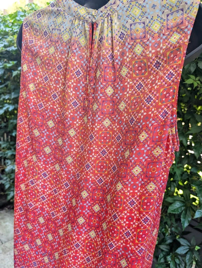 DR2 Geometric Print Longline Blouse Coral Pink Large
