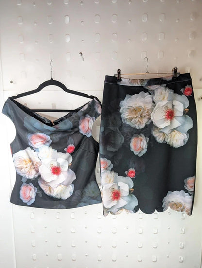 Ted Baker 2 Piece Set – Moody Floral Print, Rose Gold Zip – UK 10/12