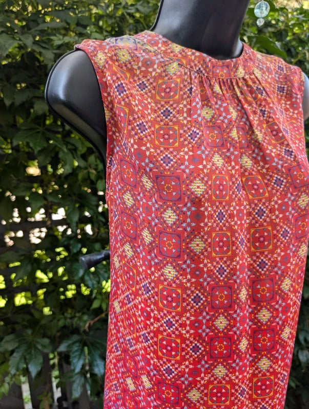 DR2 Geometric Print Longline Blouse Coral Pink Large