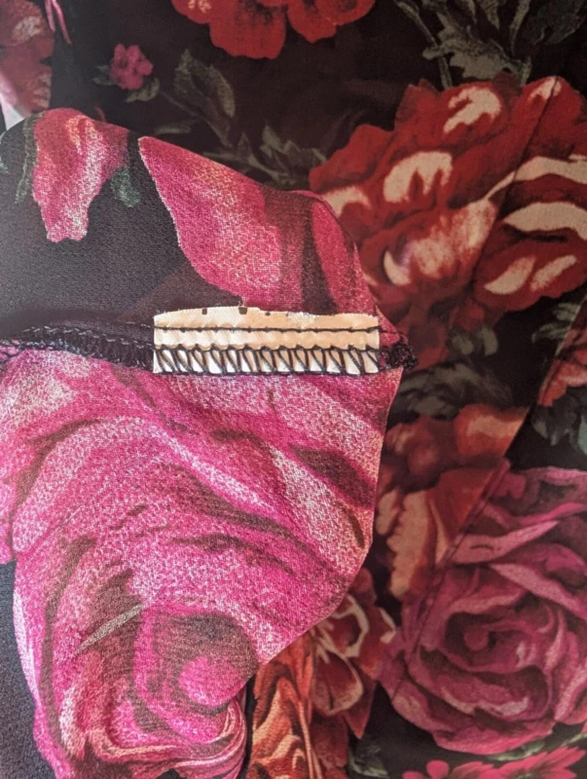 Sheer Black Floral Cropped Blouse – Boxy Fit Button Front – UK 10/12