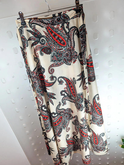 Striking vintage 1970s maxi wrap skirt Size Small Medium