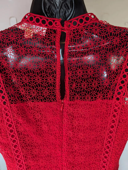 Michael Kors red lace fit & flare occasion dress – size 2