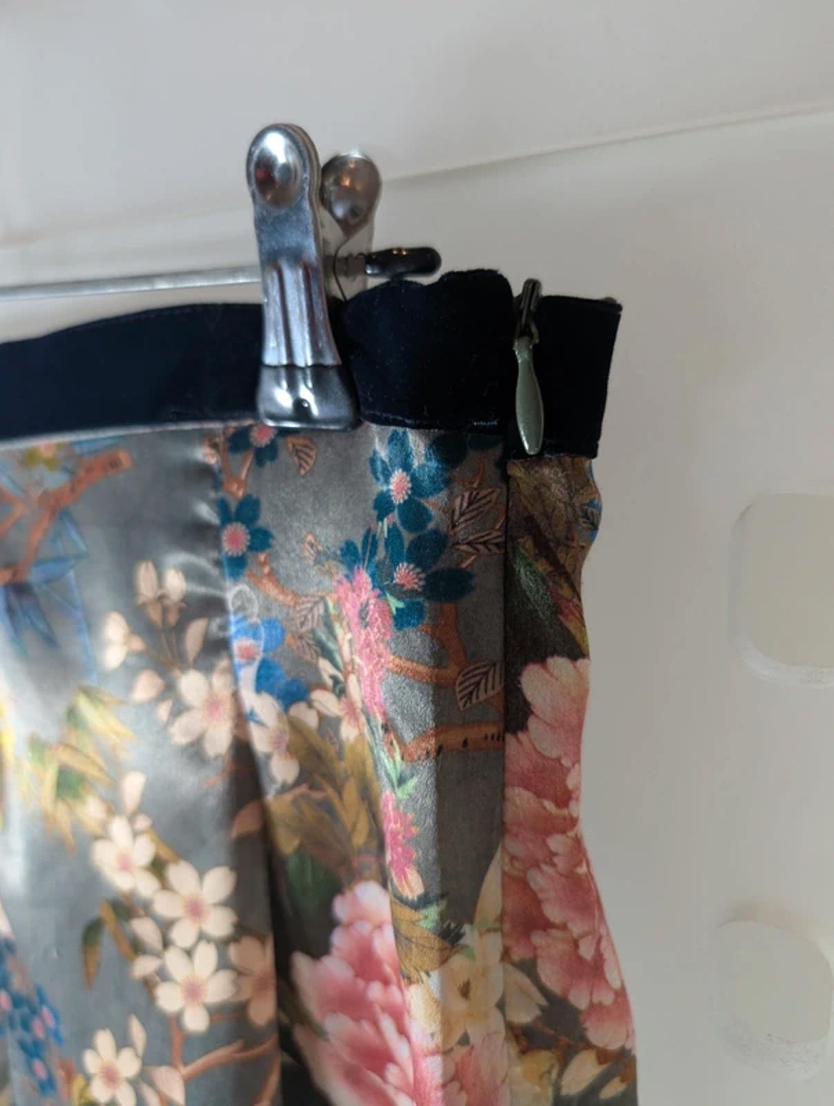 Zara oriental floral shorts UK 6–8 velvet waistband