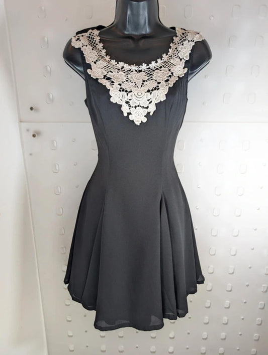 Ever Pretty UK6 Gothic Lolita Fit & Flare Mini Dress Crochet Neckline