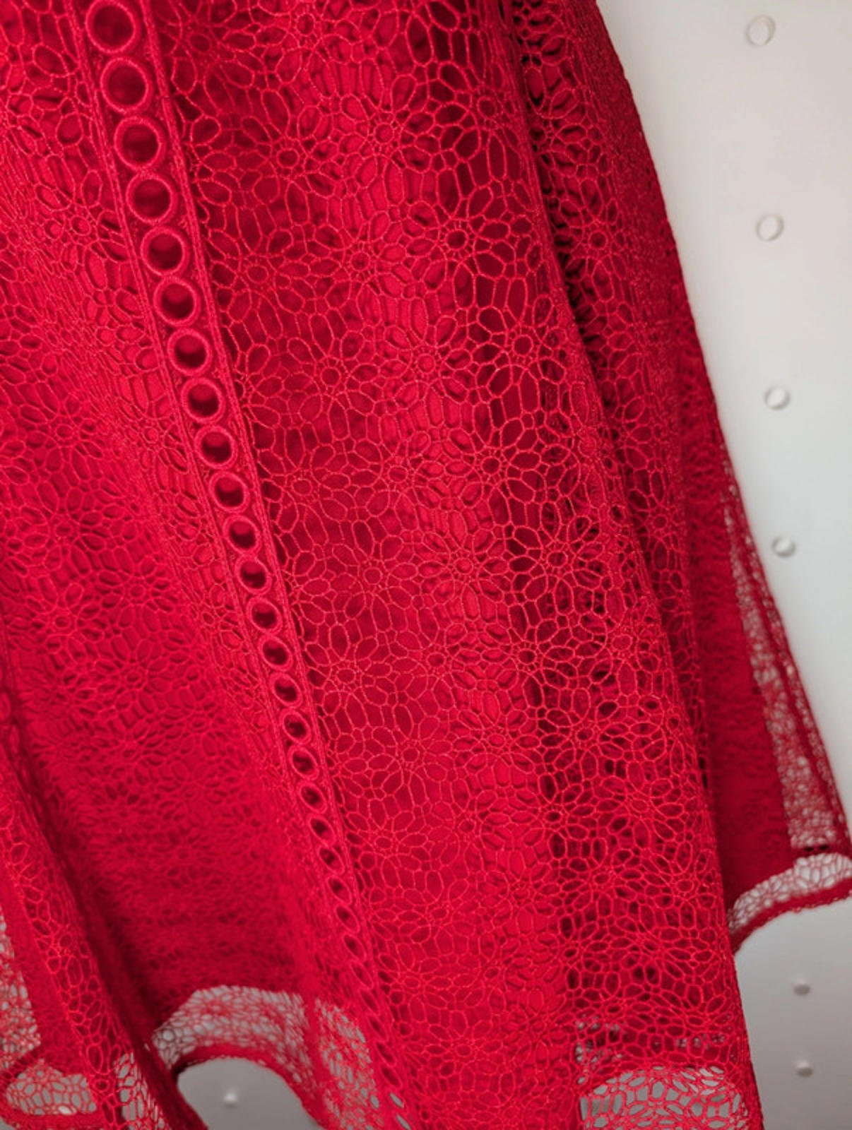 Michael Kors red lace fit & flare occasion dress – size 2