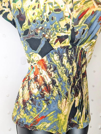 Bassini Kimono Style Printed Top – Size S – Draped Silhouette – Statement Print