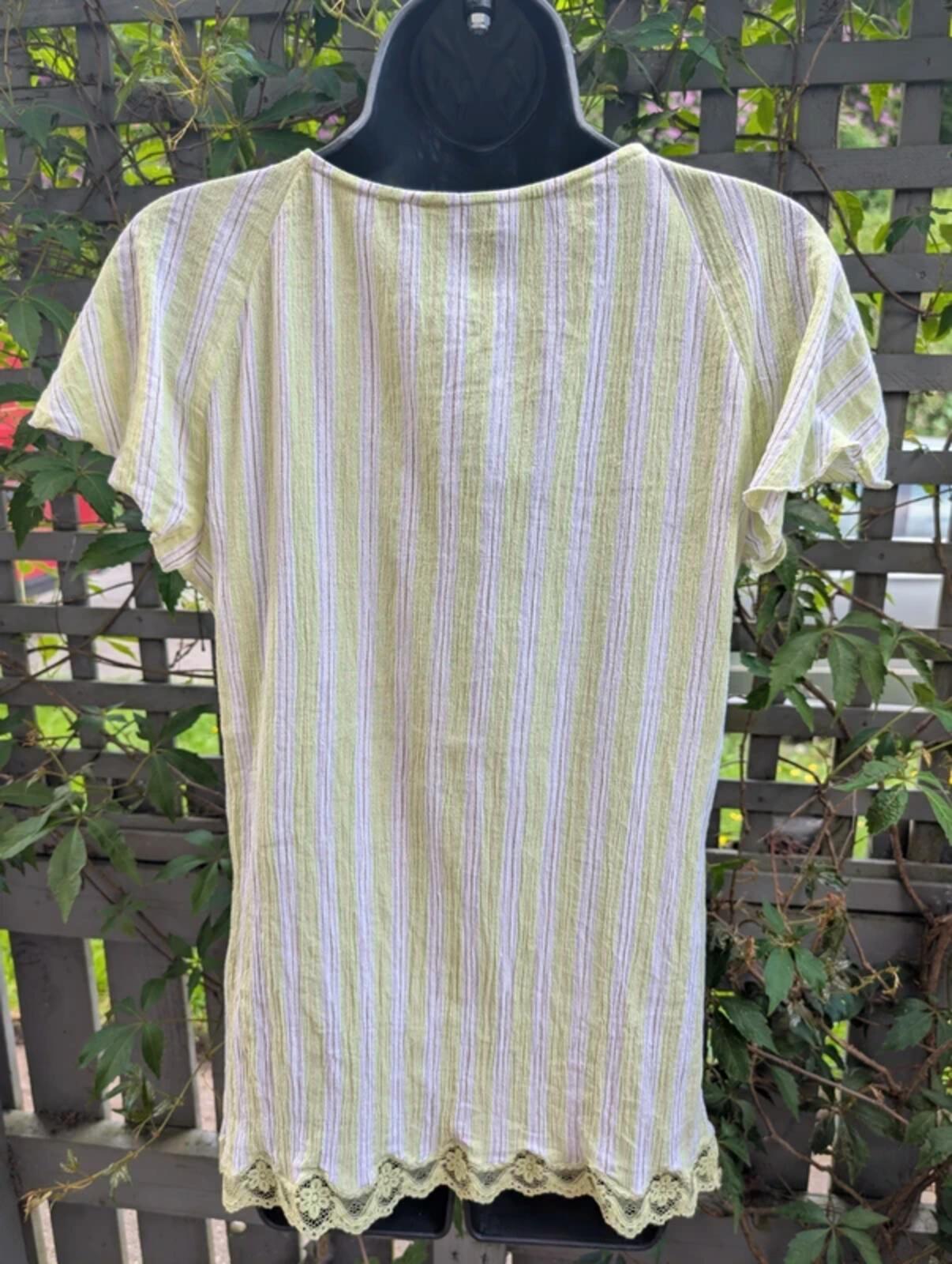 Blue Mist textured stripe cotton t shirt UK10 lace trim longline top