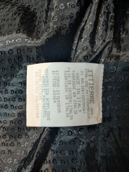 Dolce & Gabbana (D&G) cropped black jacket – IT 40 / UK 8.