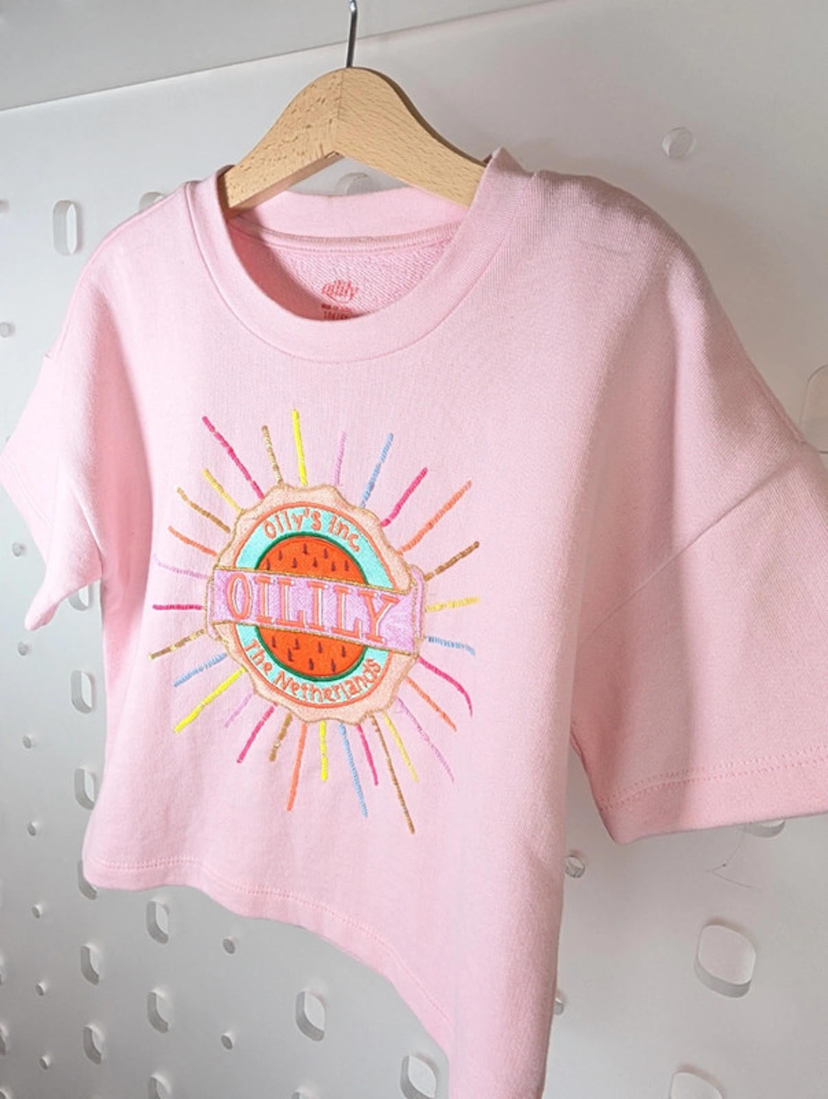 Oilily Hussle artwork short sleeve jersey top – age 4 – BNWT