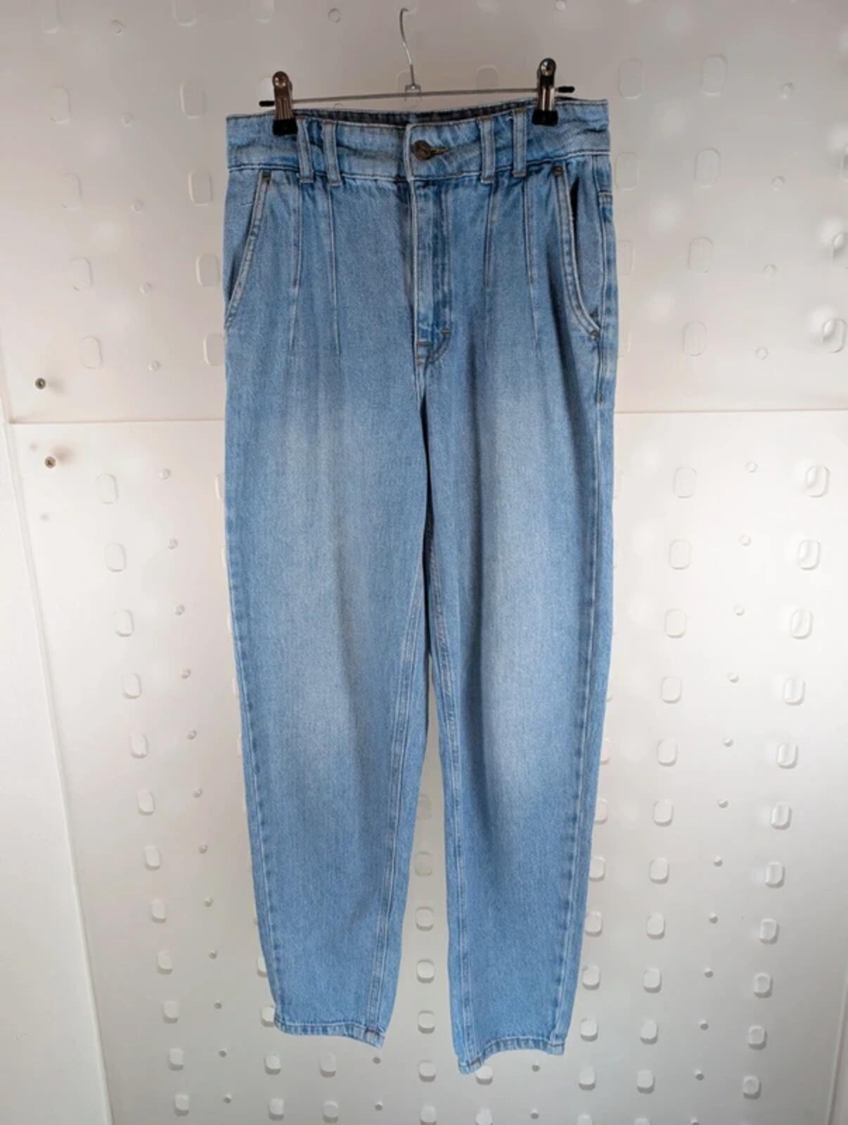 Numph NuStormy High Waist Mom Jeans UK8 Cotton Pleated Front