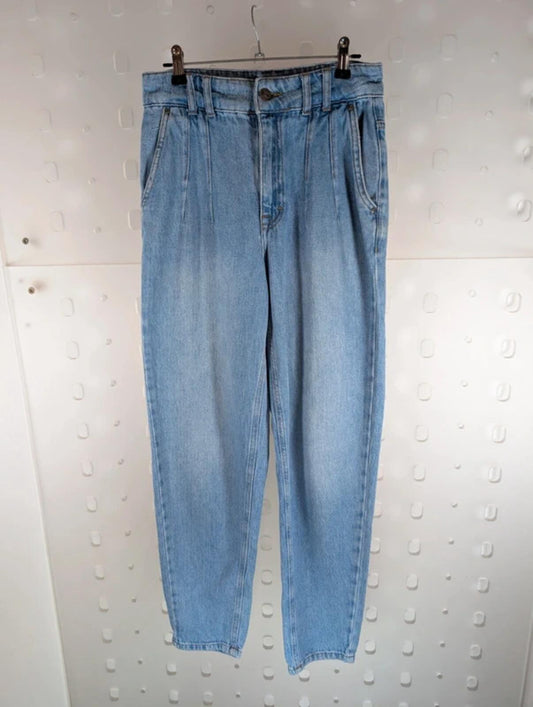 Numph NuStormy High Waist Mom Jeans UK8 Cotton Pleated Front