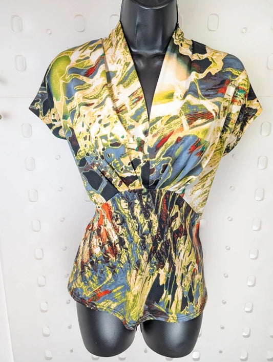 Bassini Kimono Style Printed Top – Size S – Draped Silhouette – Statement Print