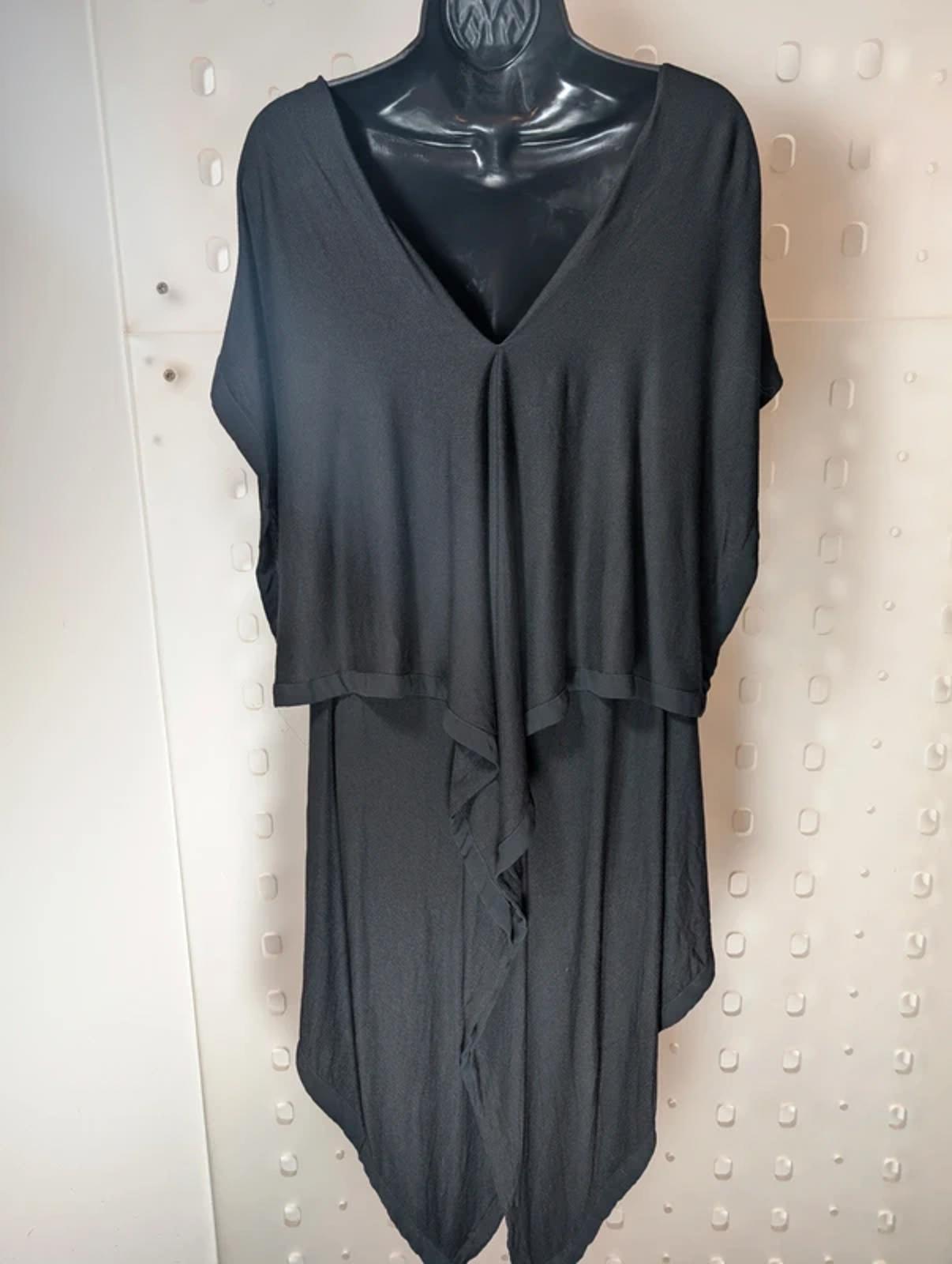 Lillian J Morton “Northern Threads” Draped Jersey Top – One Size