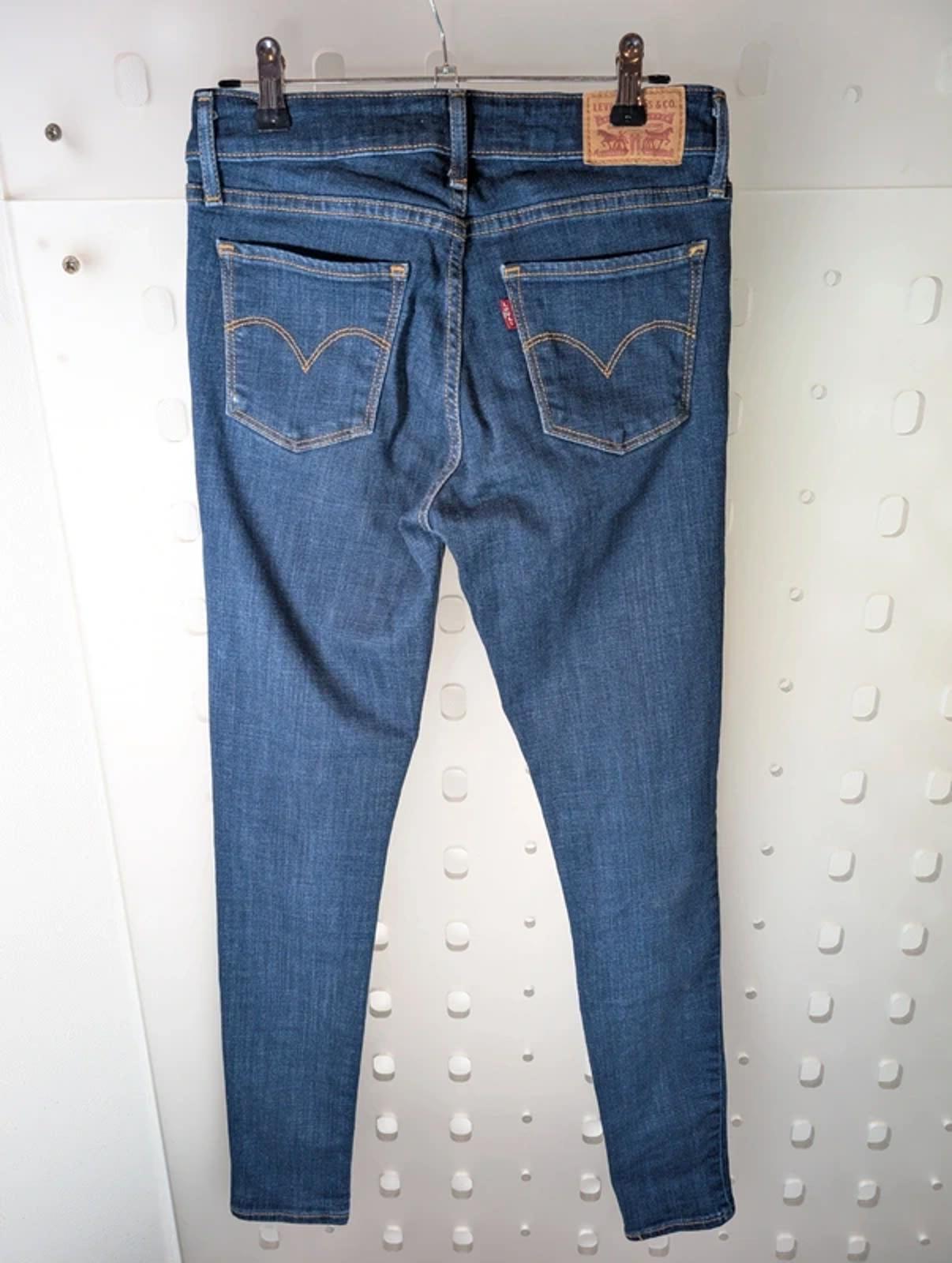 Levi’s 711 Skinny Jeans Indigo Blue Size 25 Mid Rise Stretch Denim
