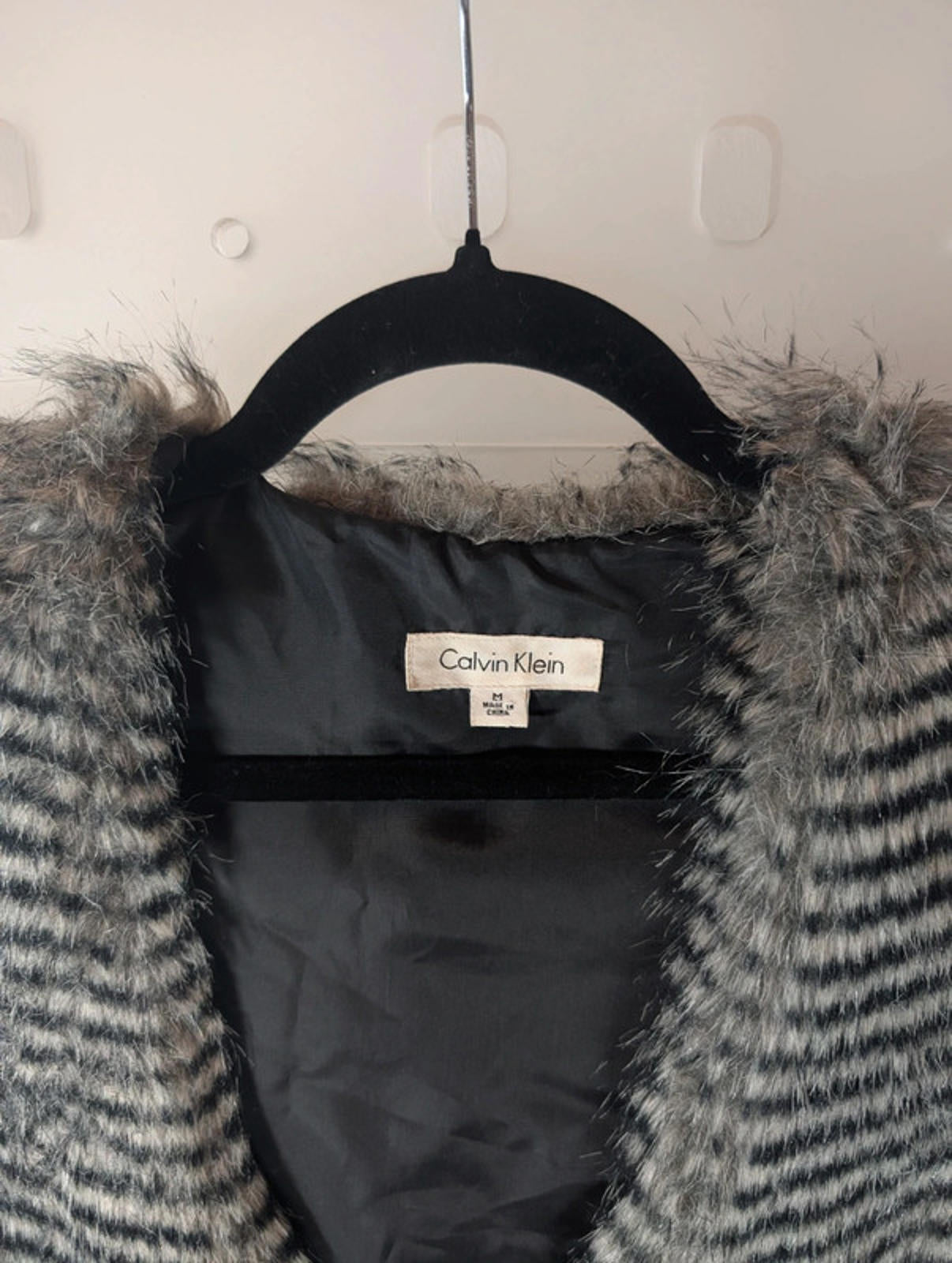 Calvin Klein Fluffy Faux Fur Gilet – Size M