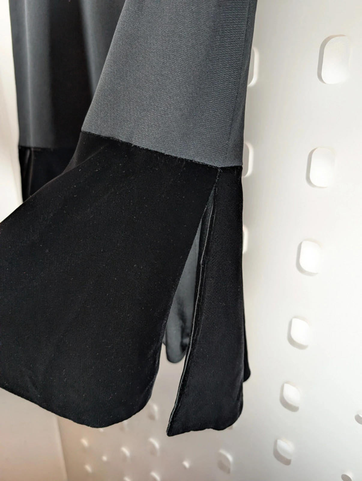 Vintage Valentino Boutique Skirt – Black | Made in Italy | UK 8