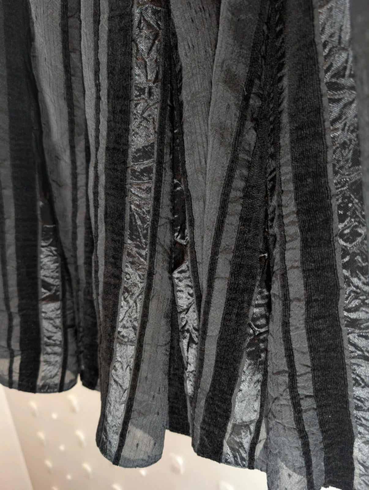 Phase Eight Textured Gothic Midi Skirt – Size 8