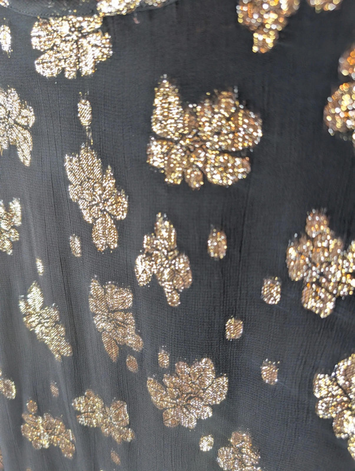 Nooki London metallic floral blouse – size L
