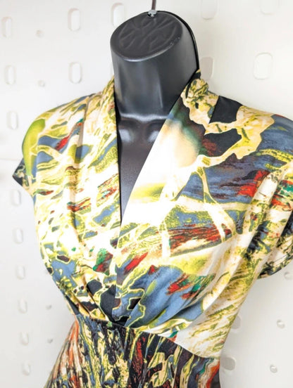 Bassini Kimono Style Printed Top – Size S – Draped Silhouette – Statement Print