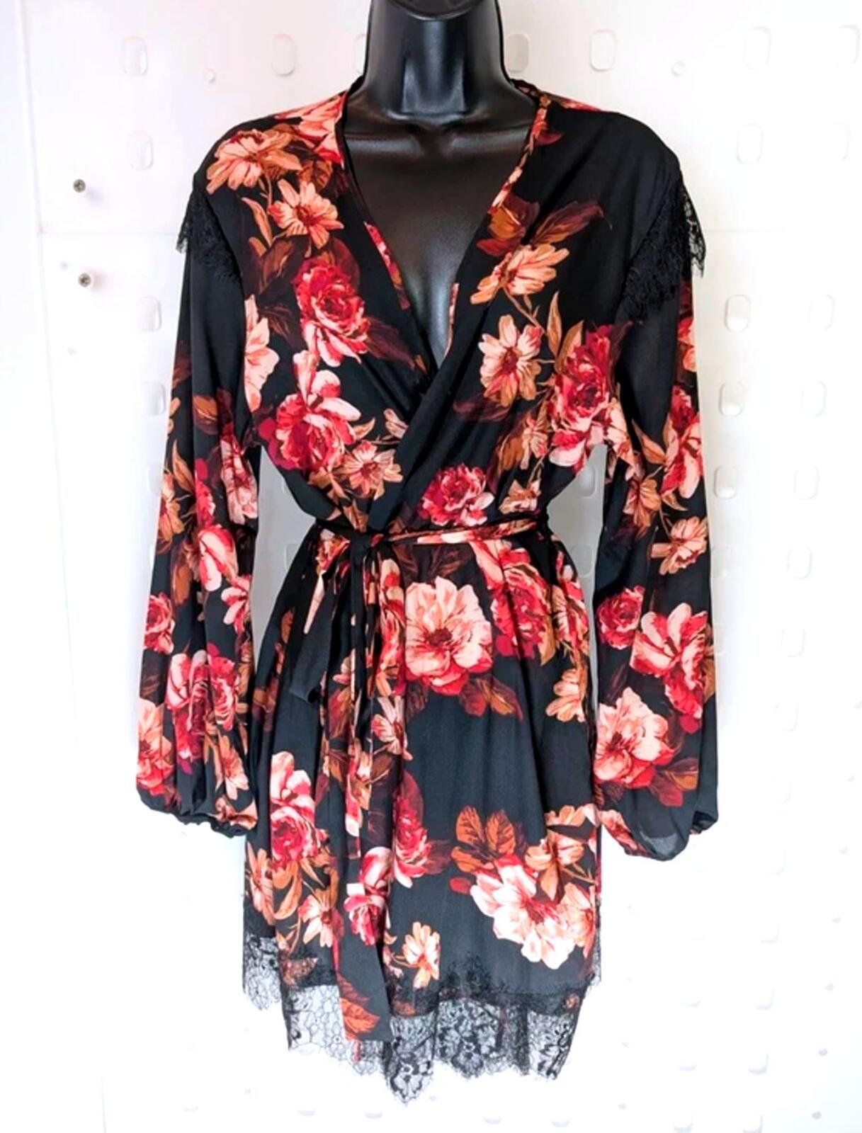 Midnight Bakery Rose Print Lace Trim Kimono Robe M/L Romantic