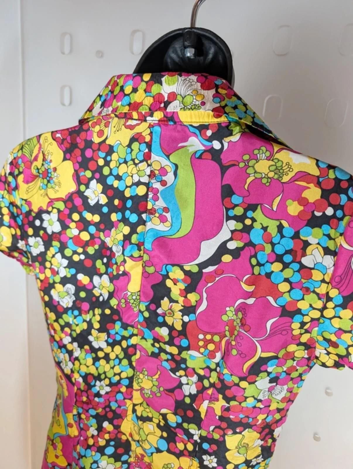Axara Paris Silk Blouse XS Colourful Print Statement Collar Fitted 70s Inspired