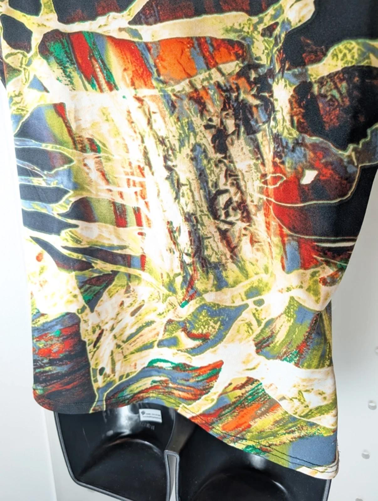 Bassini Kimono Style Printed Top – Size S – Draped Silhouette – Statement Print