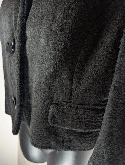 Dolce & Gabbana (D&G) cropped black jacket – IT 40 / UK 8.