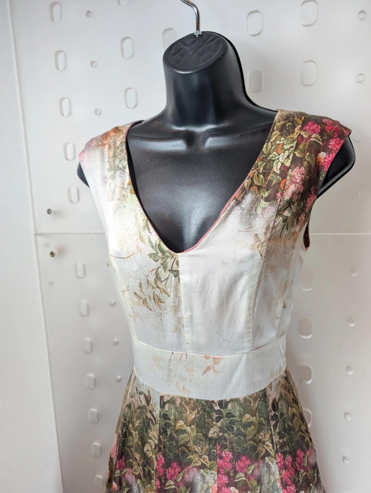 Floral Fit & Flare Cotton Dress – UK 10