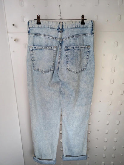 Vintage Style Light Wash Mom Jeans 28” Waist Soft 100% Cotton Straight Leg