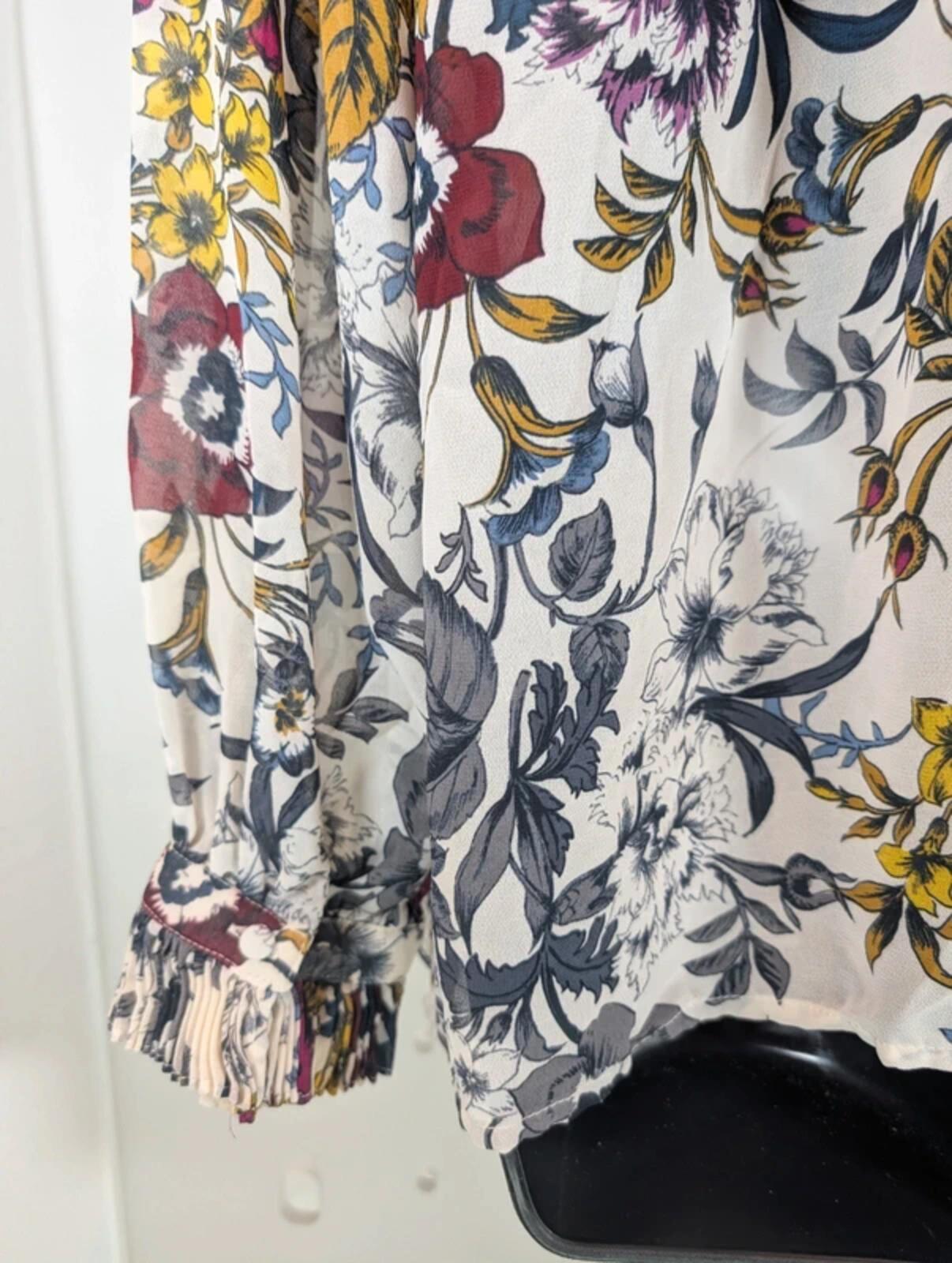 Per Una floral frill blouse UK18.