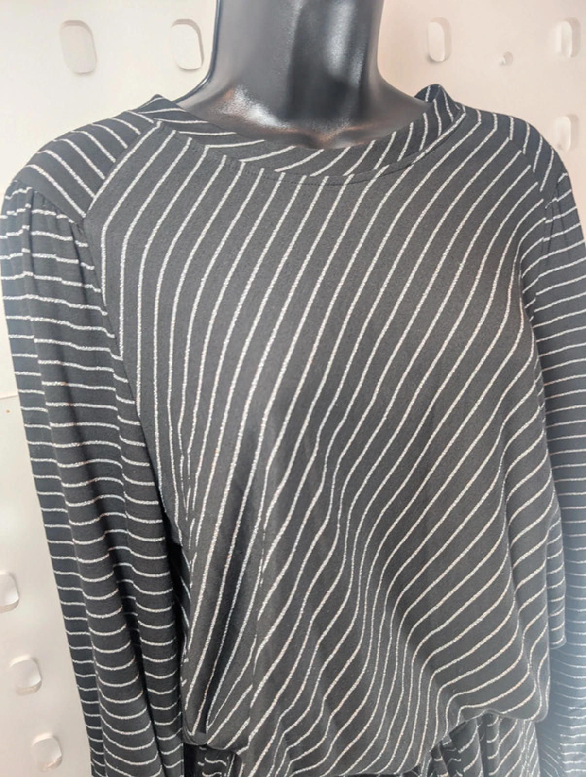 Nooki London ‘Charlie’ Dress – Size Large
RRP £95