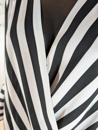 Finn & Grace Black White Stripe Blouse Medium Flared Sleeve