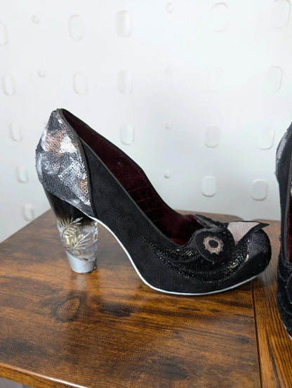 Irregular Choice silver owl face heels | EU 40 | UK7 Sequin detail