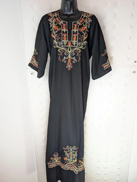 Vintage Middle Eastern Embroidered Kaftan XL – Boho Festival