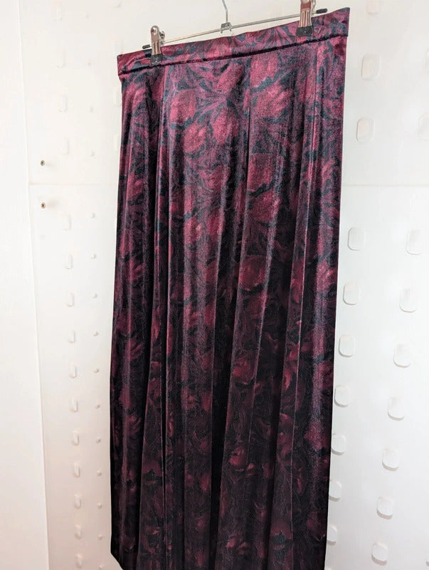 Vintage Alexon Burgundy Velvet Maxi Skirt UK10/12 Made in Great Britain