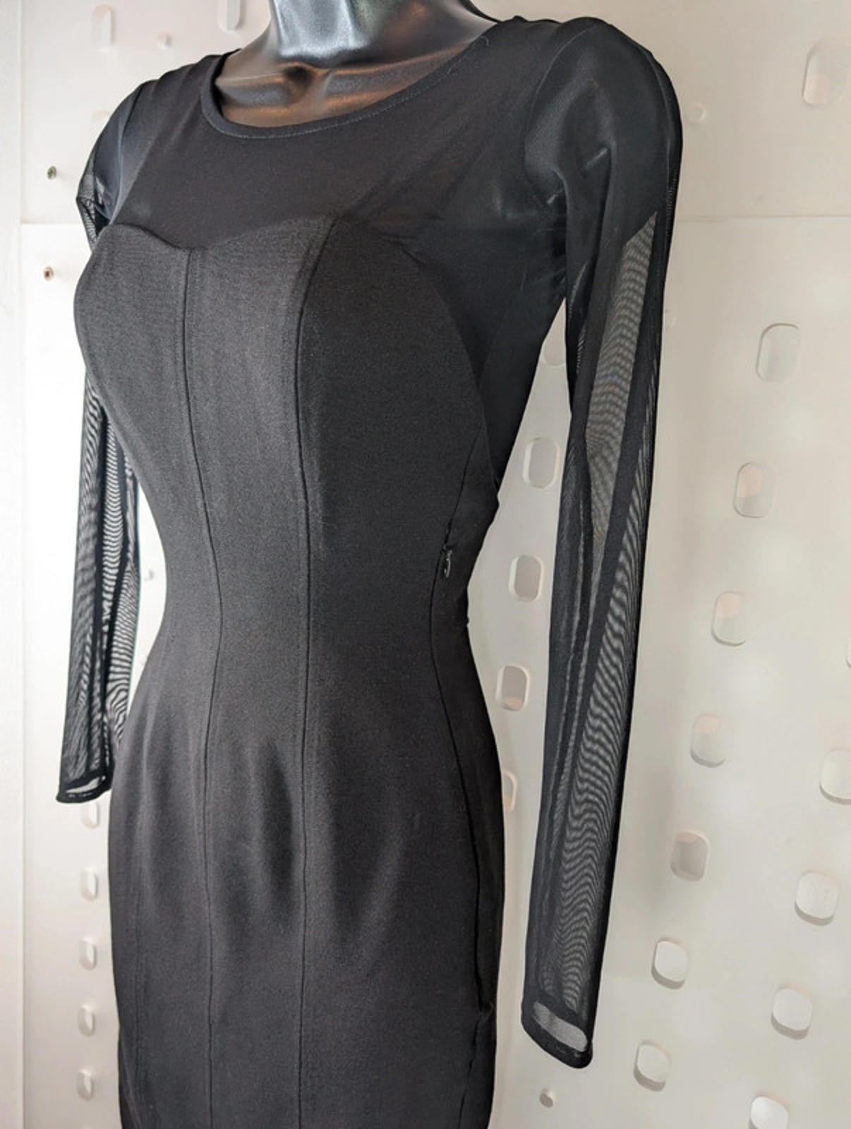 Reiss ‘Otis’ Sweetheart Bodycon Dress Black – UK 6 (Label 8)