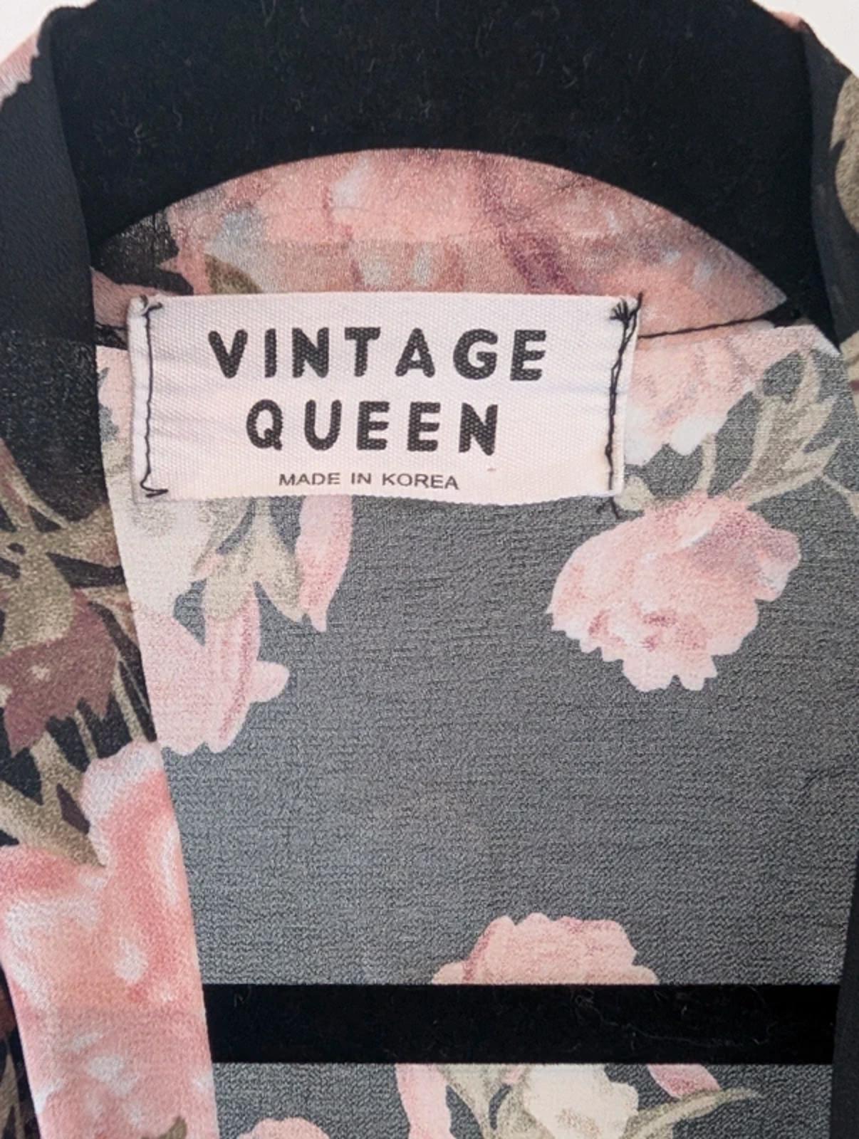 Vintage Queen Sheer Pussy Bow Blouse Small – Whimsy Gothic Lolita