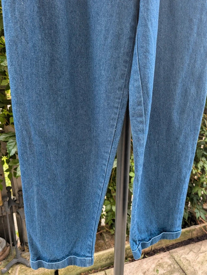 Vintage 90s High Waisted Mom Jeans Indigo Blue W28