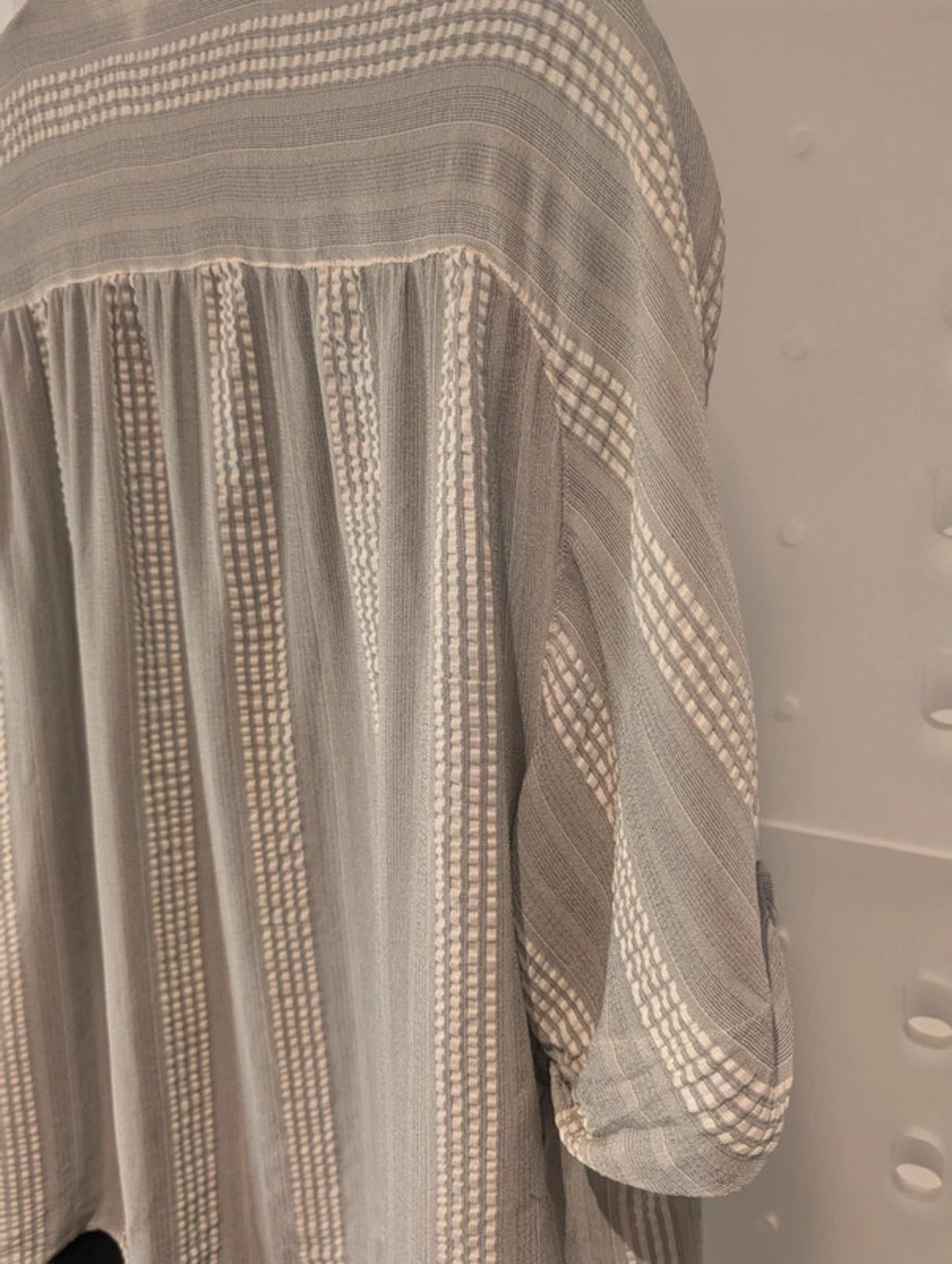 MaxMara Pure Silk Striped Blouse – Made in Italy – Size 12 (IT 44)