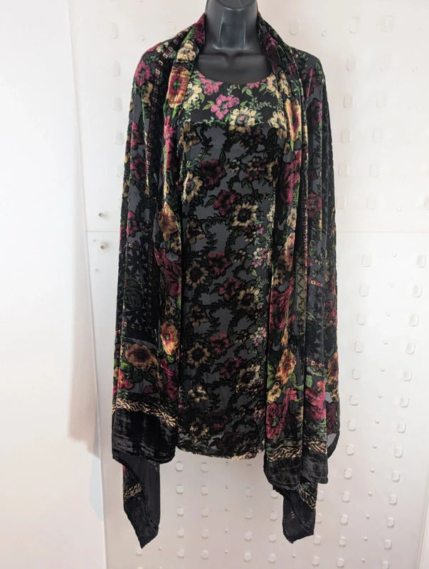 Handmade Floral Burnout Tunic & Matching Shawl Set