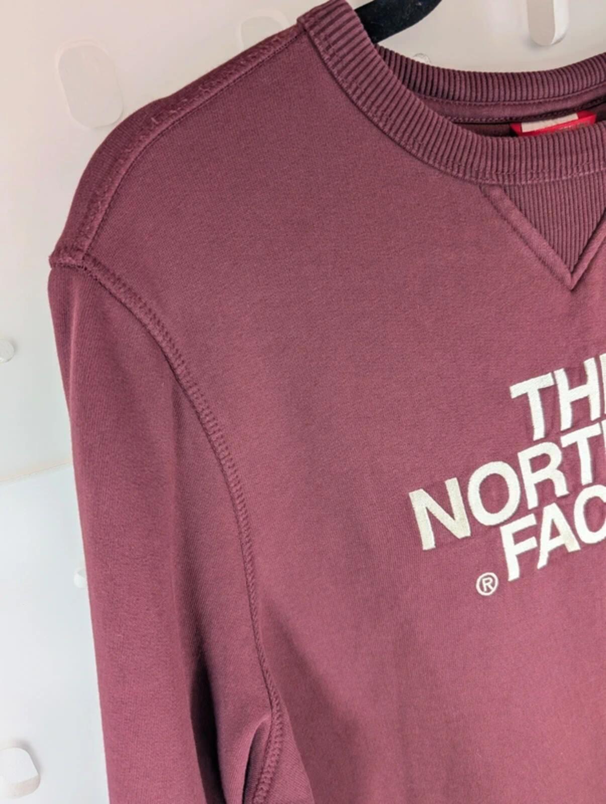 The North Face Burgundy Sweatshirt Mens M Crew Neck Logo Cotton
