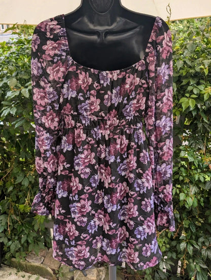 Mi Ami for Francesca's Floral Mini Dress Black Purple Small