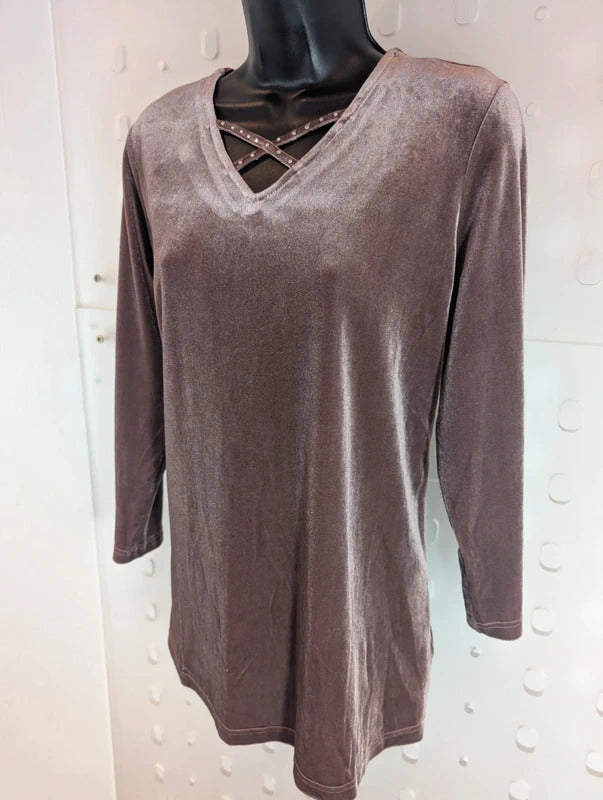 Quacker Factory Taupe Velvet Diamanté Top Size M