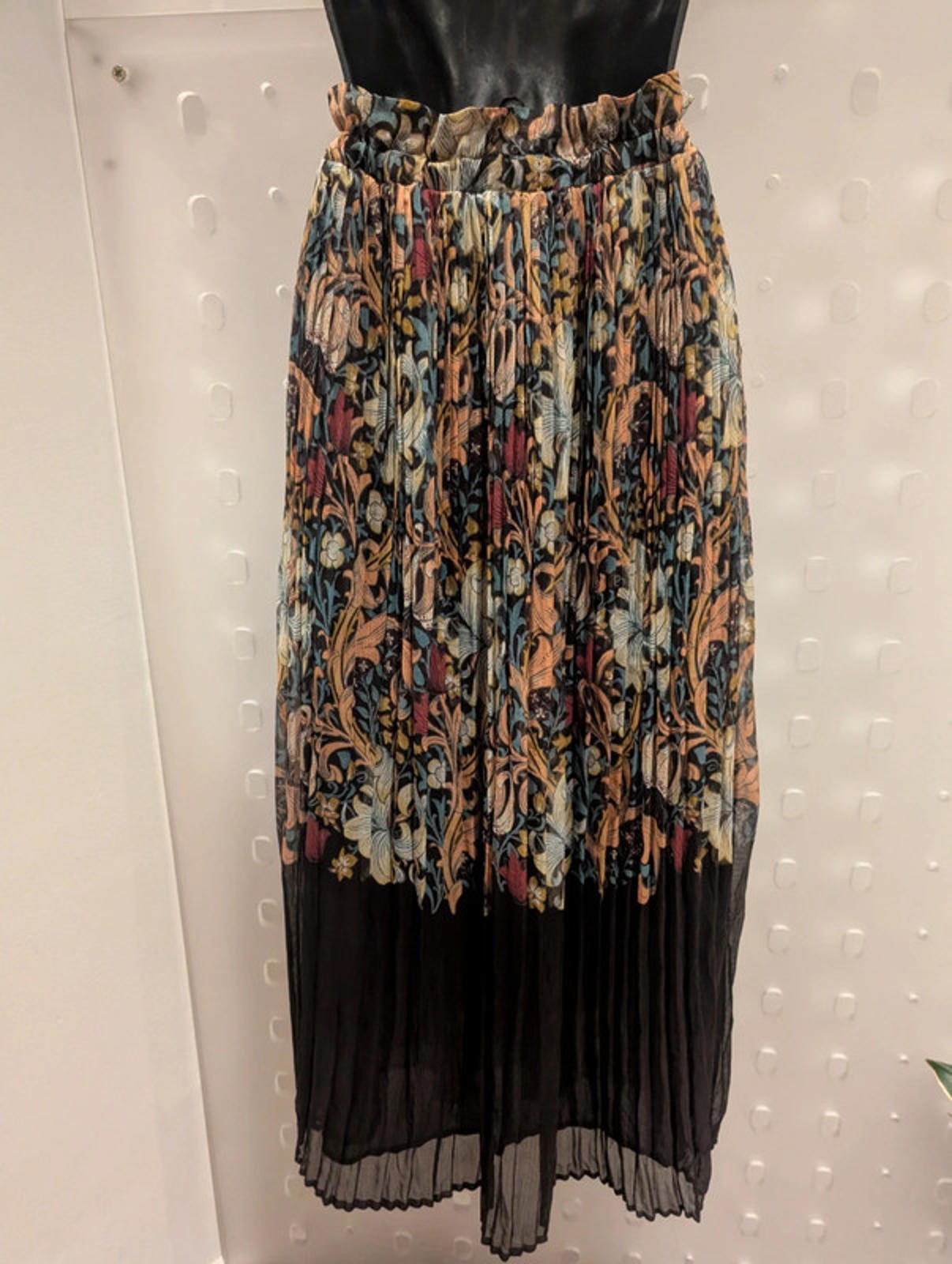 Next x Morris & Co. Pleated Midi Skirt – UK 8 / EUR 36